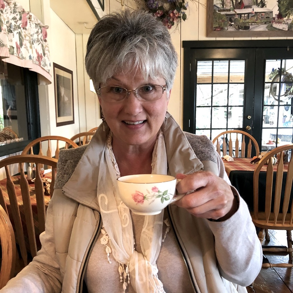 Meet your Posher, Cheryl